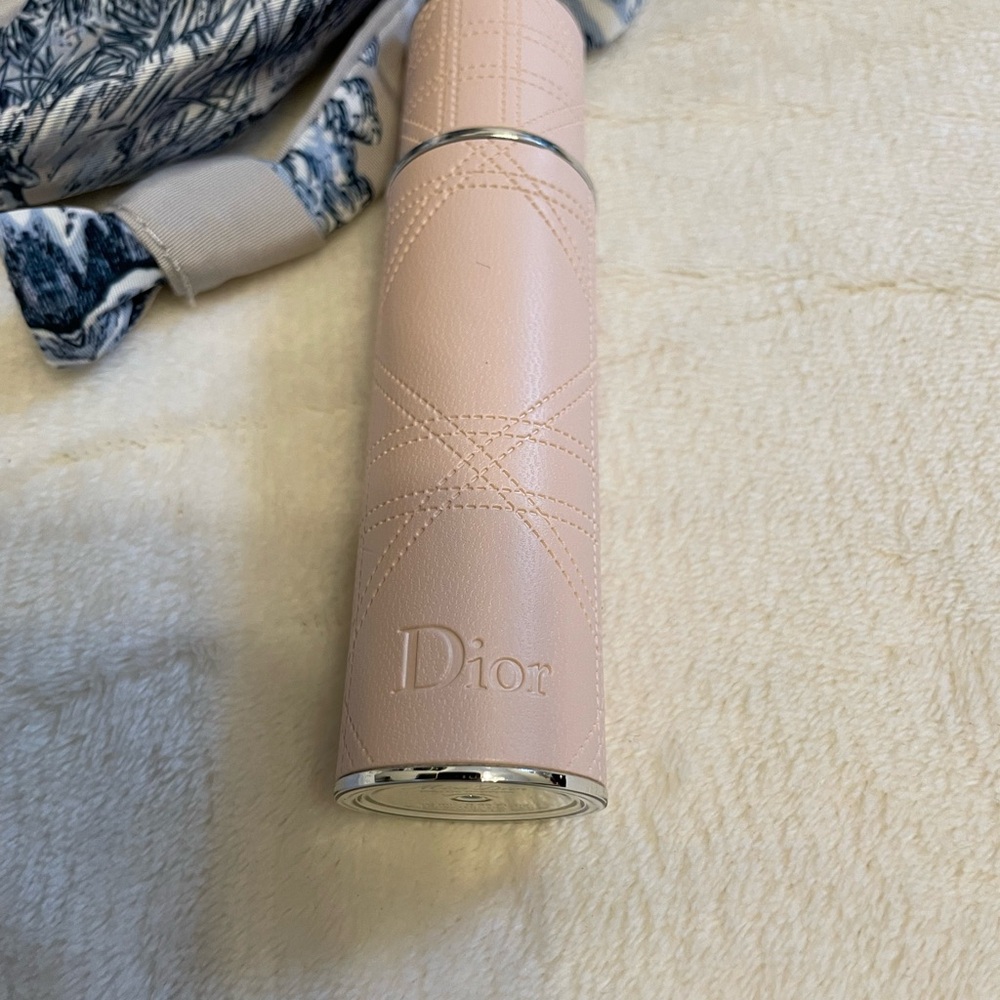 Christian Dior All Around the World Platinum Gift Set - Picture 7 of 12
